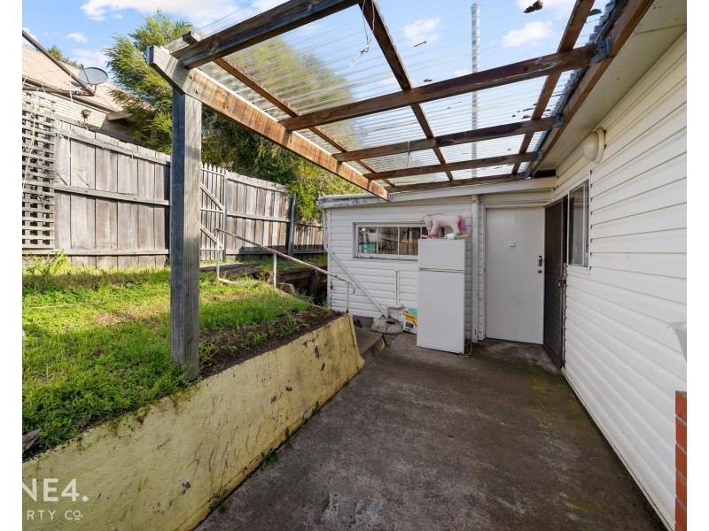 1/219 Cambridge Road, Warrane TAS 7018