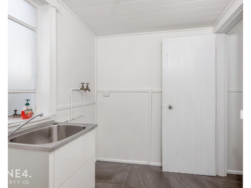 26 Arundel Street, Derwent Park TAS 7009