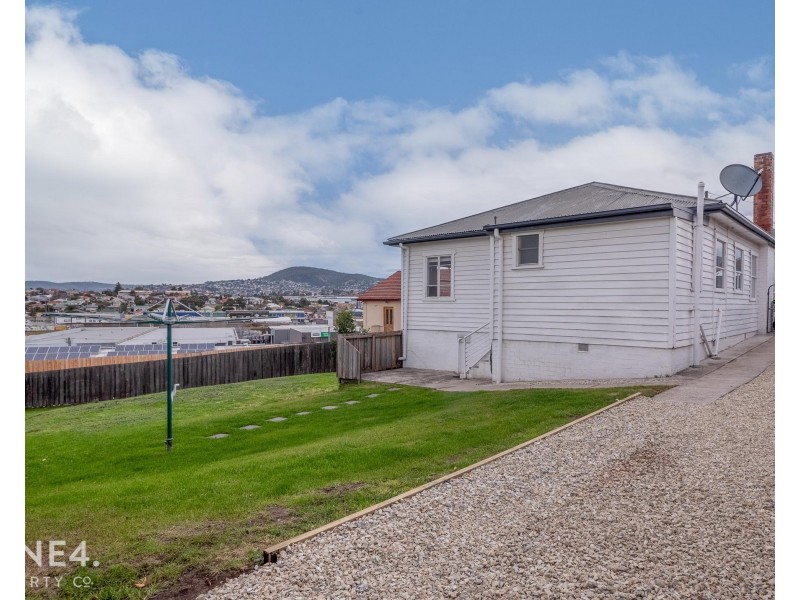 26 Arundel Street, Derwent Park TAS 7009