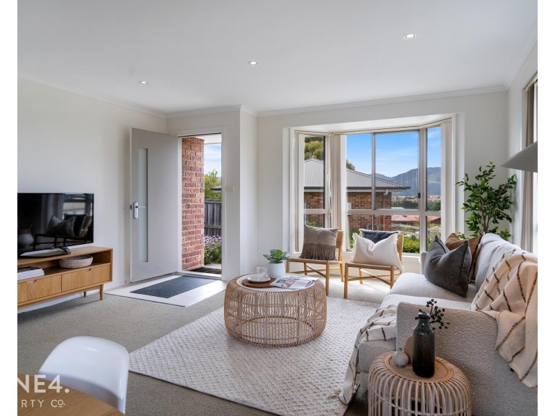 8/1-3 Leighland Road, Claremont TAS 7011