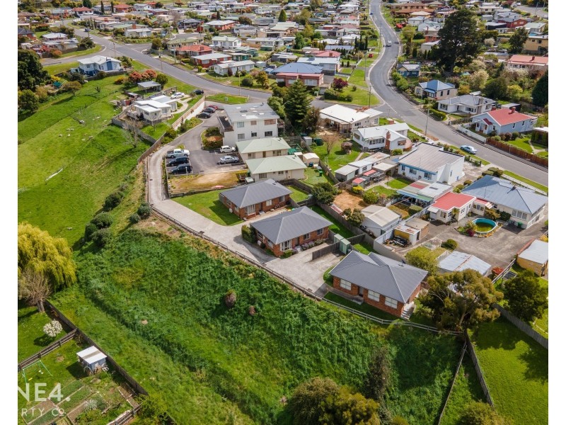 8/1-3 Leighland Road, Claremont TAS 7011