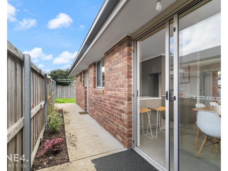 8/1-3 Leighland Road, Claremont TAS 7011