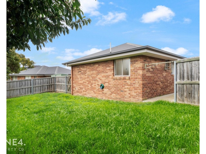 8/1-3 Leighland Road, Claremont TAS 7011
