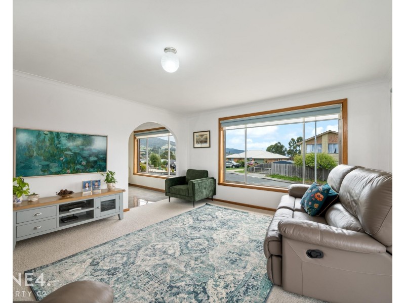 7 Brendan Crescent, Austins Ferry TAS 7011
