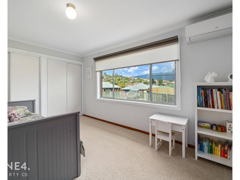 7 Brendan Crescent, Austins Ferry TAS 7011