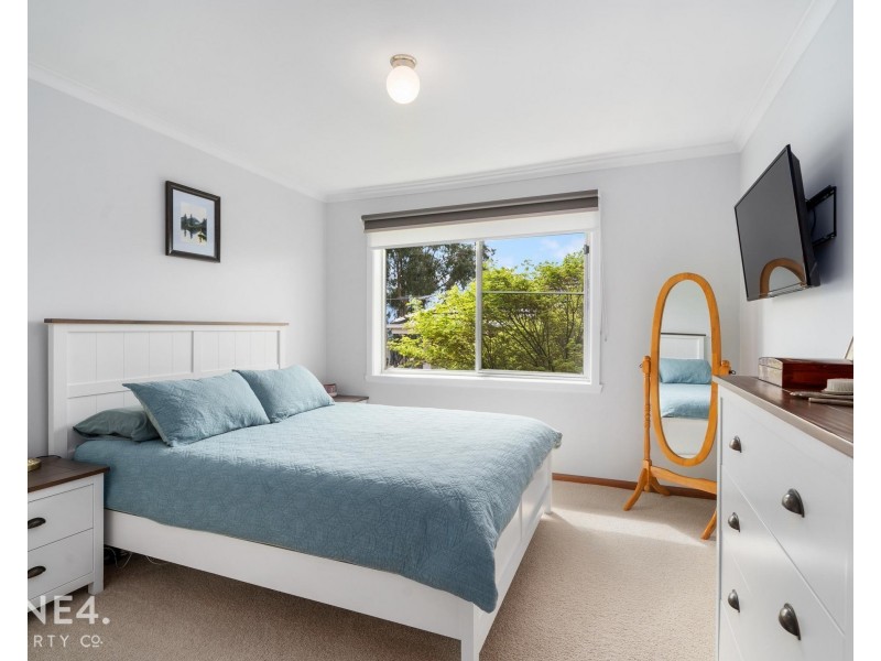 7 Brendan Crescent, Austins Ferry TAS 7011