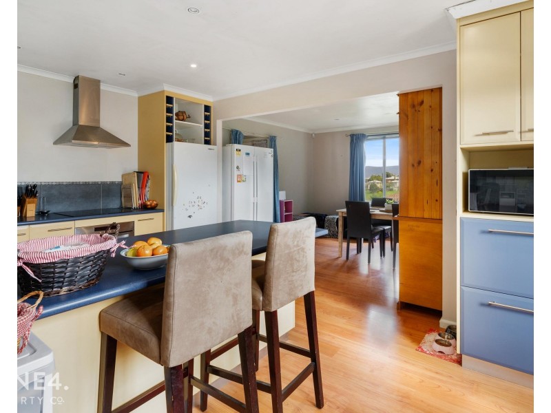 6 Walker Crescent, Bridgewater TAS 7030