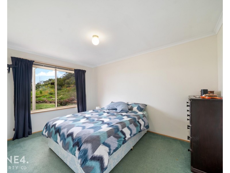 24 Vineyard Drive, Tea Tree TAS 7017