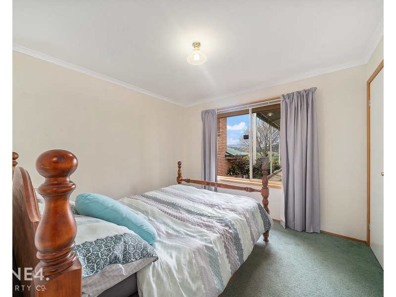 24 Vineyard Drive, Tea Tree TAS 7017