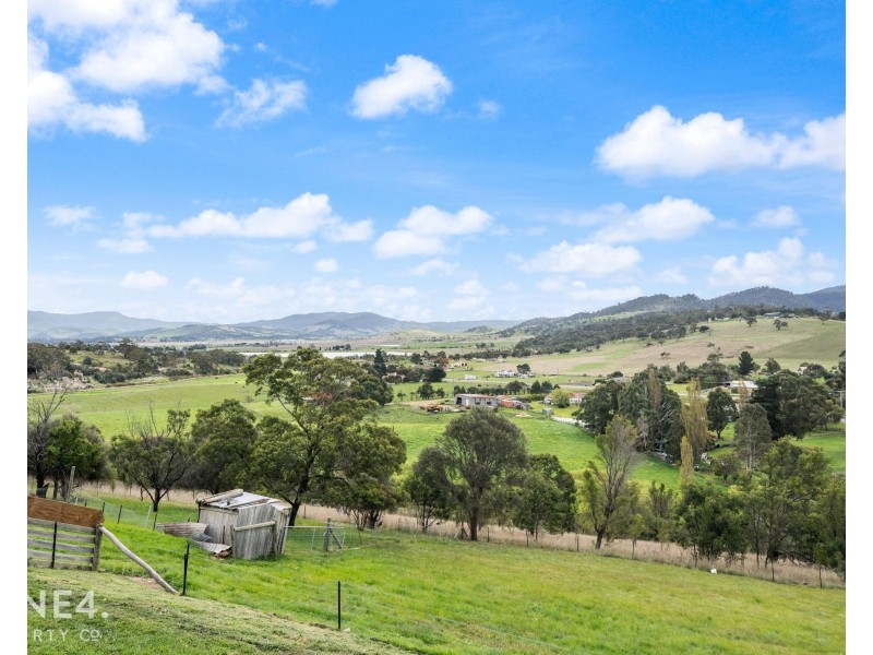 24 Vineyard Drive, Tea Tree TAS 7017
