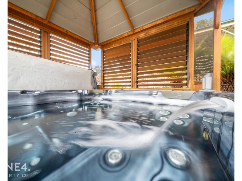 24 Vineyard Drive, Tea Tree TAS 7017