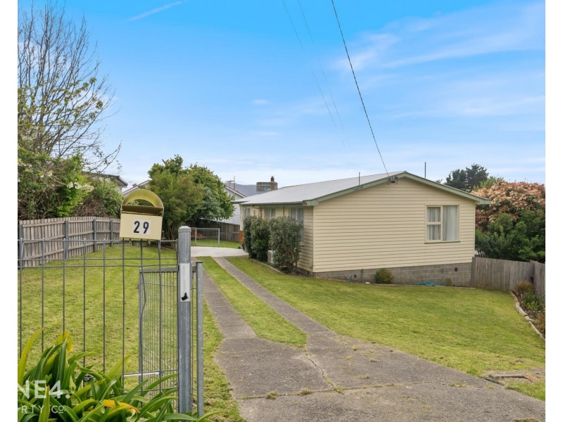 29 Hudson Crescent, Glenorchy TAS 7010