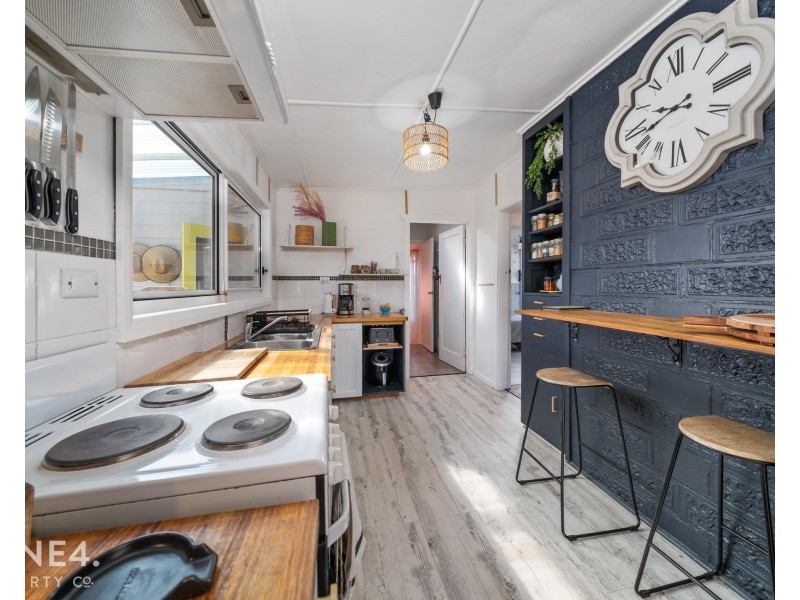 7 Fifth Avenue, Dodges Ferry TAS 7173