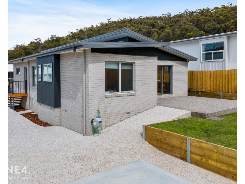 4 Lowlynn Court, Geilston Bay TAS 7015