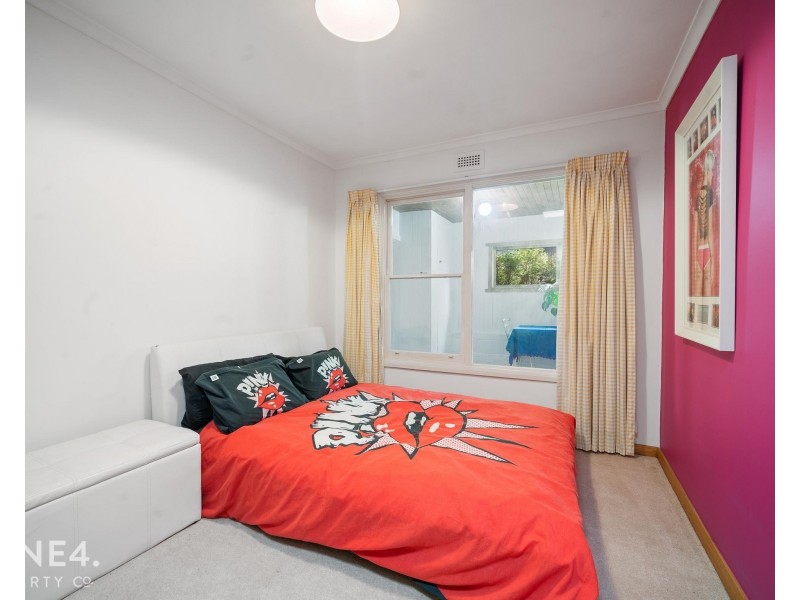 27 Kinarra Crescent, Chigwell TAS 7011