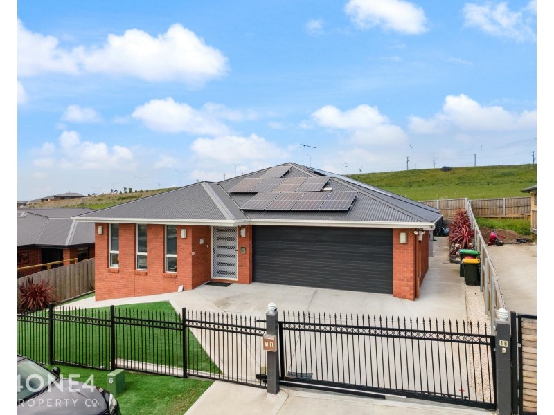18 Ernest Road, Rokeby TAS 7019
