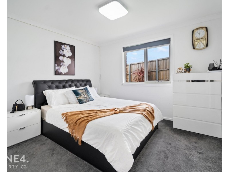 18 Ernest Road, Rokeby TAS 7019