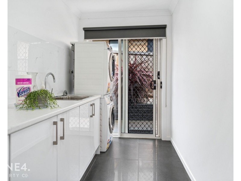 18 Ernest Road, Rokeby TAS 7019