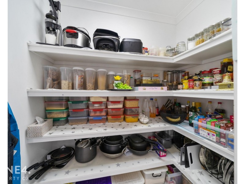 18 Ernest Road, Rokeby TAS 7019