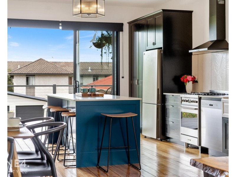 15 Parliament Street, Sandy Bay TAS 7005