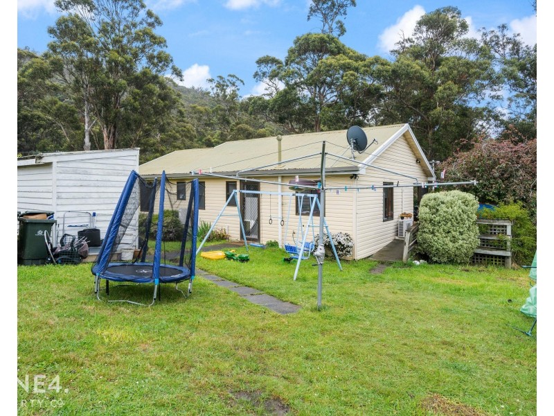 37 Arunta Crescent, Chigwell TAS 7011