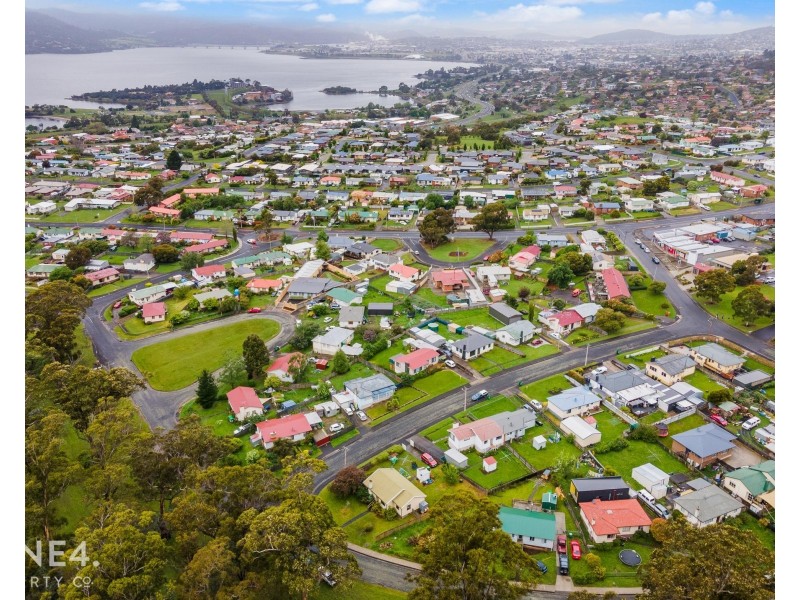 37 Arunta Crescent, Chigwell TAS 7011