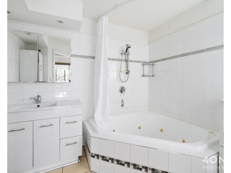 257 New Town Road, New Town TAS 7008