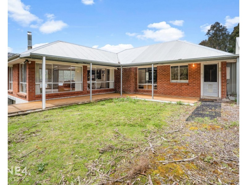 233 Bradys Lake Road, Bradys Lake TAS 7140