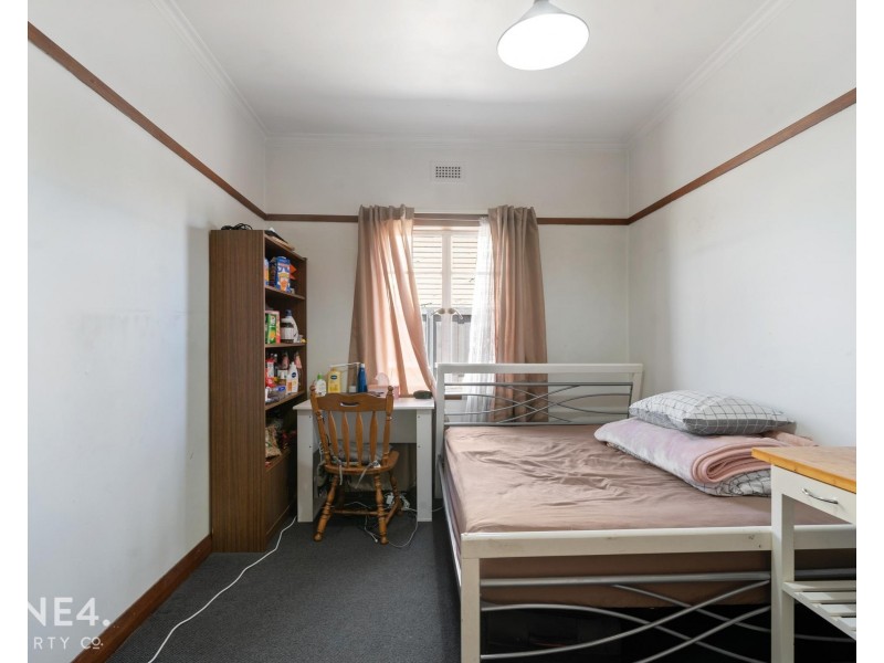 5 Somerton Crescent, Derwent Park TAS 7009