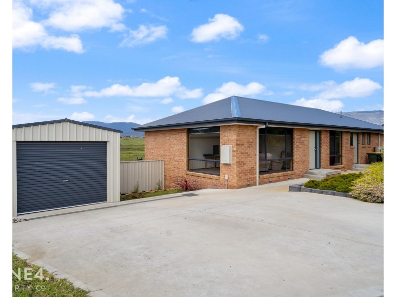 28 Barrob Street, Old Beach TAS 7017