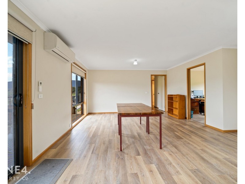 28 Barrob Street, Old Beach TAS 7017