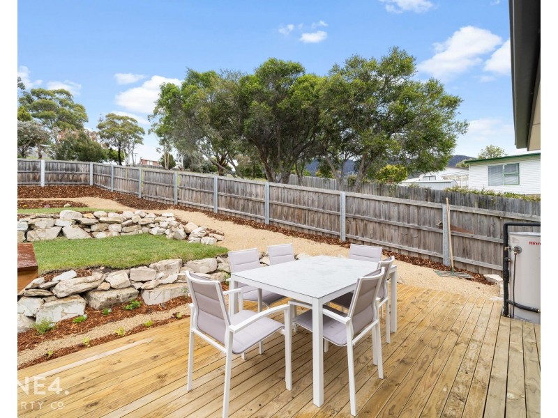 15 Bradfield Street, Claremont TAS 7011