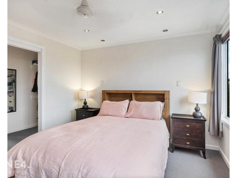 21 Catherine Street, Berriedale TAS 7011