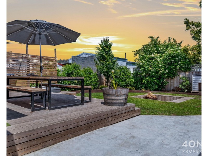 16 Fifth Avenue, New Norfolk TAS 7140