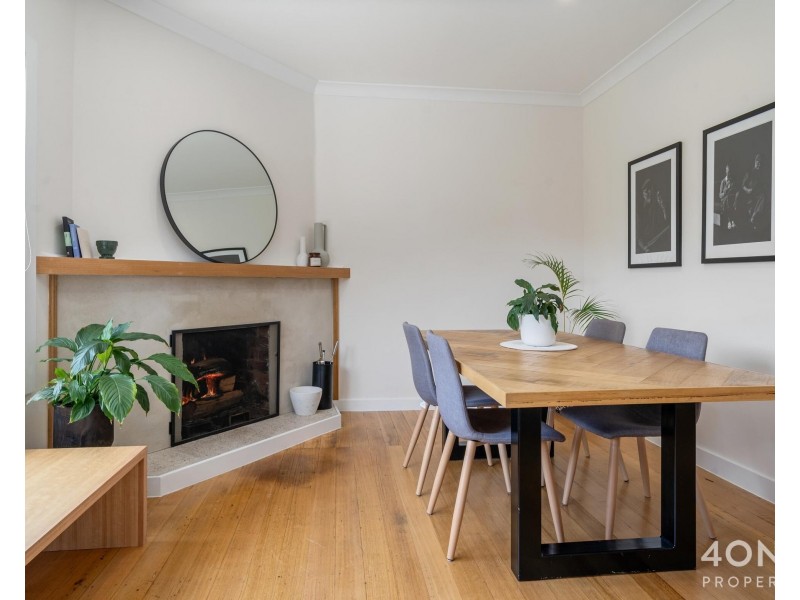 16 Fifth Avenue, New Norfolk TAS 7140