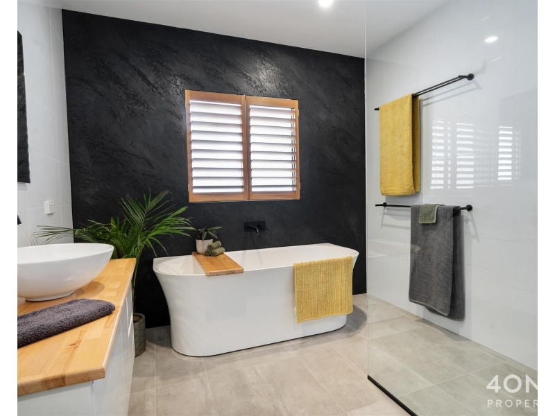 16 Fifth Avenue, New Norfolk TAS 7140