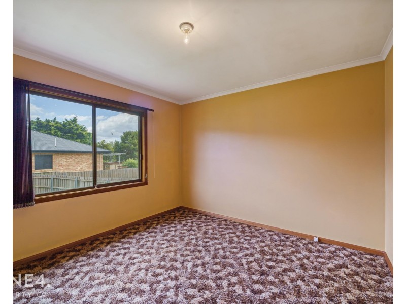 2 Barry Street, Glenorchy TAS 7010