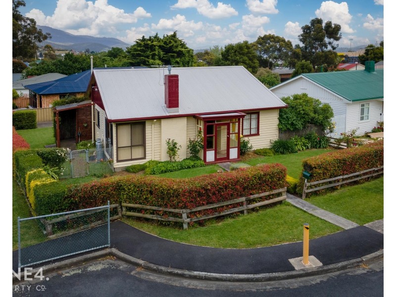 2 Barry Street, Glenorchy TAS 7010