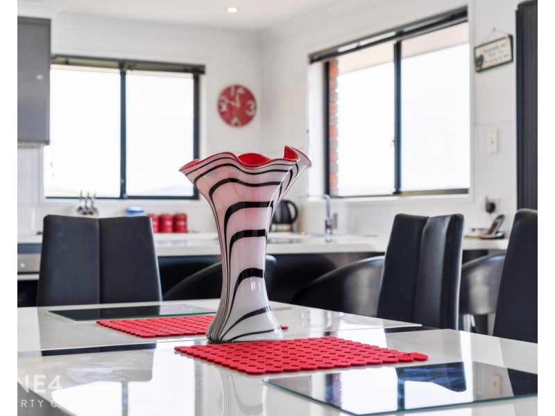 12 Navigators Rise, Granton TAS 7030