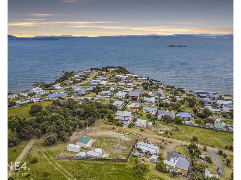10 Ash Street, Primrose Sands TAS 7173