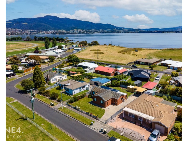 18 Dowsing Avenue, Dowsing Point TAS 7010