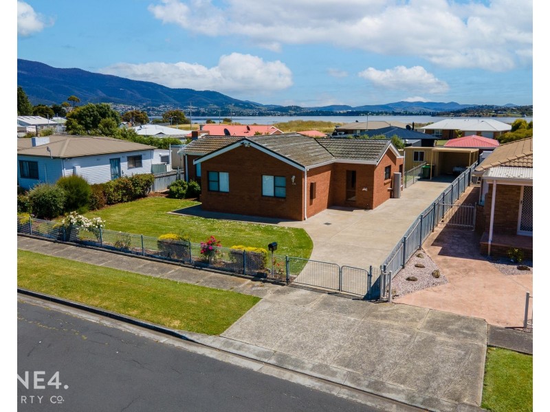 18 Dowsing Avenue, Dowsing Point TAS 7010