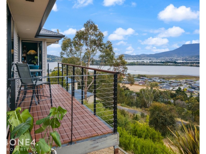 7 White Gum Place, Old Beach TAS 7017