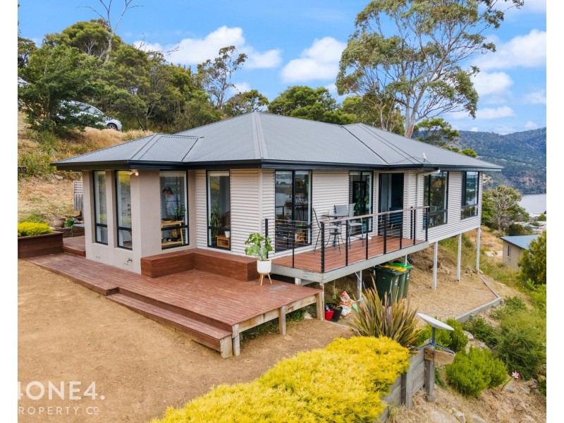 7 White Gum Place, Old Beach TAS 7017