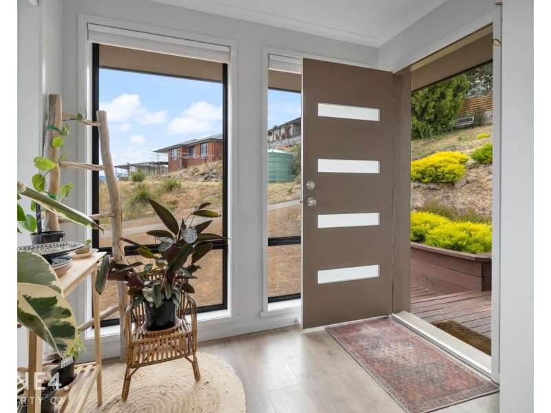 7 White Gum Place, Old Beach TAS 7017