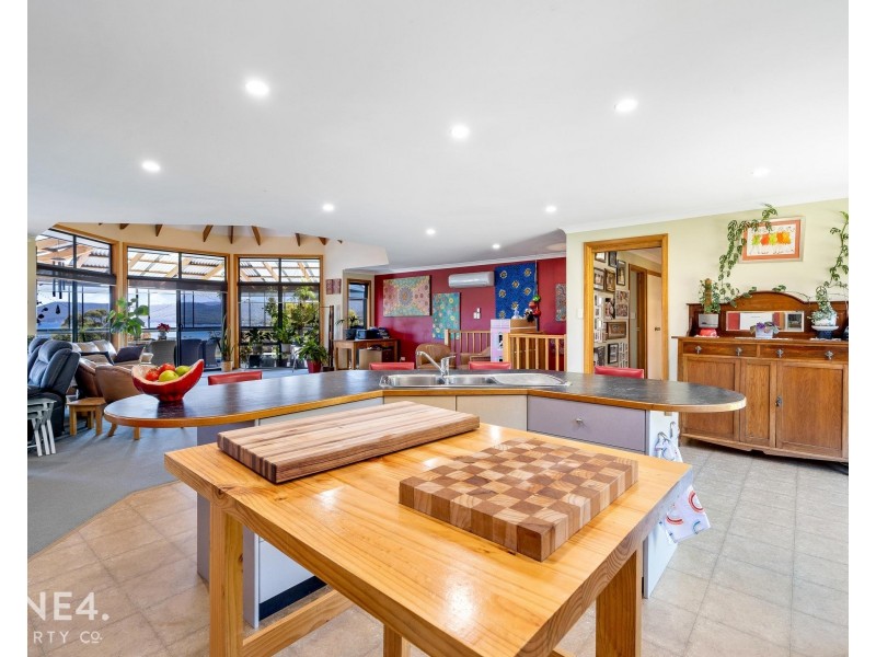 29 Lagoon Road, White Beach TAS 7184