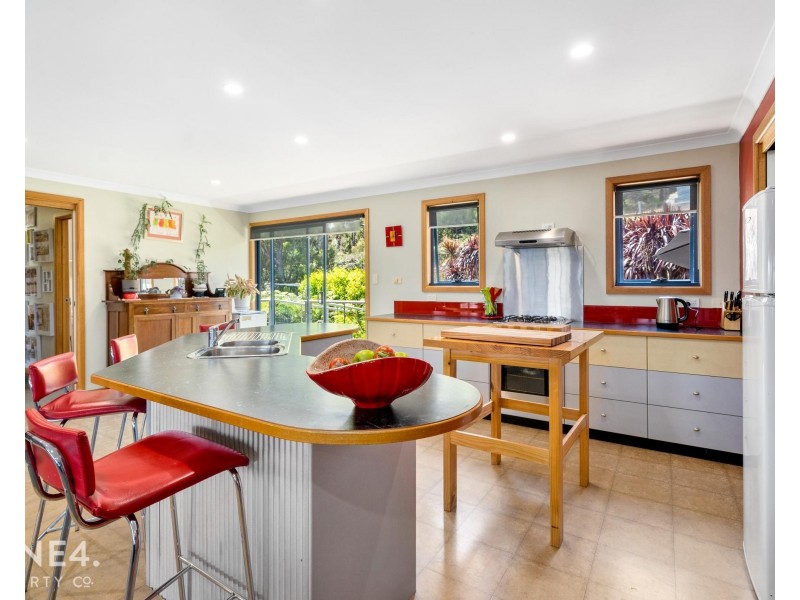 29 Lagoon Road, White Beach TAS 7184