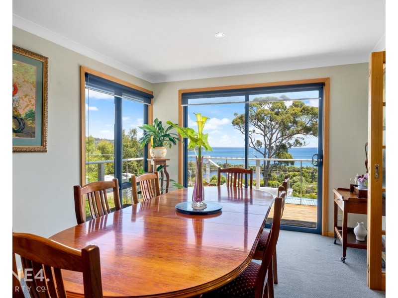 29 Lagoon Road, White Beach TAS 7184