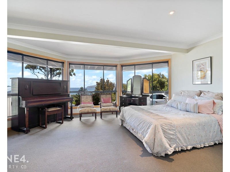 29 Lagoon Road, White Beach TAS 7184
