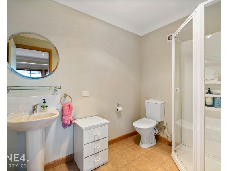 29 Lagoon Road, White Beach TAS 7184